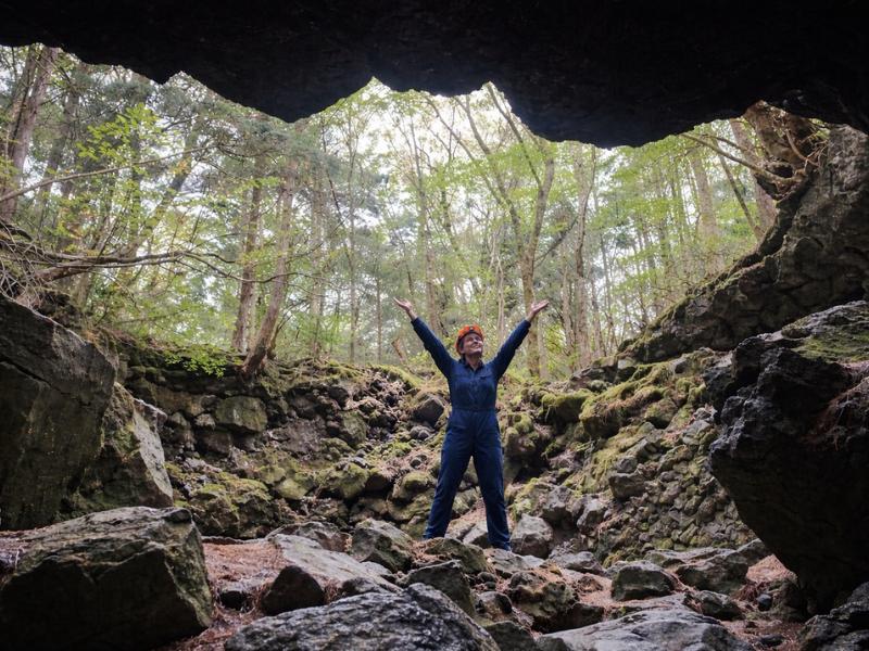 Ice Cave in Aokigahara Forest – Mt. Fuji Day Tour